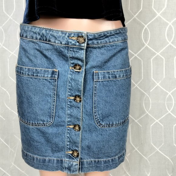 'We the Free' Button Front Denim Mini Skirt…31 - Picture 4 of 11